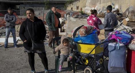 Ministrul de interne al Italiei cere un raport cu privire la tabere de romi din țară. Se stabilește un plan de expulzare