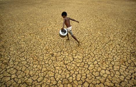 Criza climatică afectează Asia de Sud. 137 de persoane au murit din cauza temperaturilor ridicate