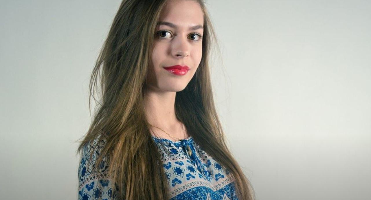 Cosmina a promovat examenul de Bacalaureat cu 8,36, iar apoi a dispărut de acasă! Părinții ei sunt disperați: &rdquo;Vă rog să ne ajutați să o găsim!&rdquo;