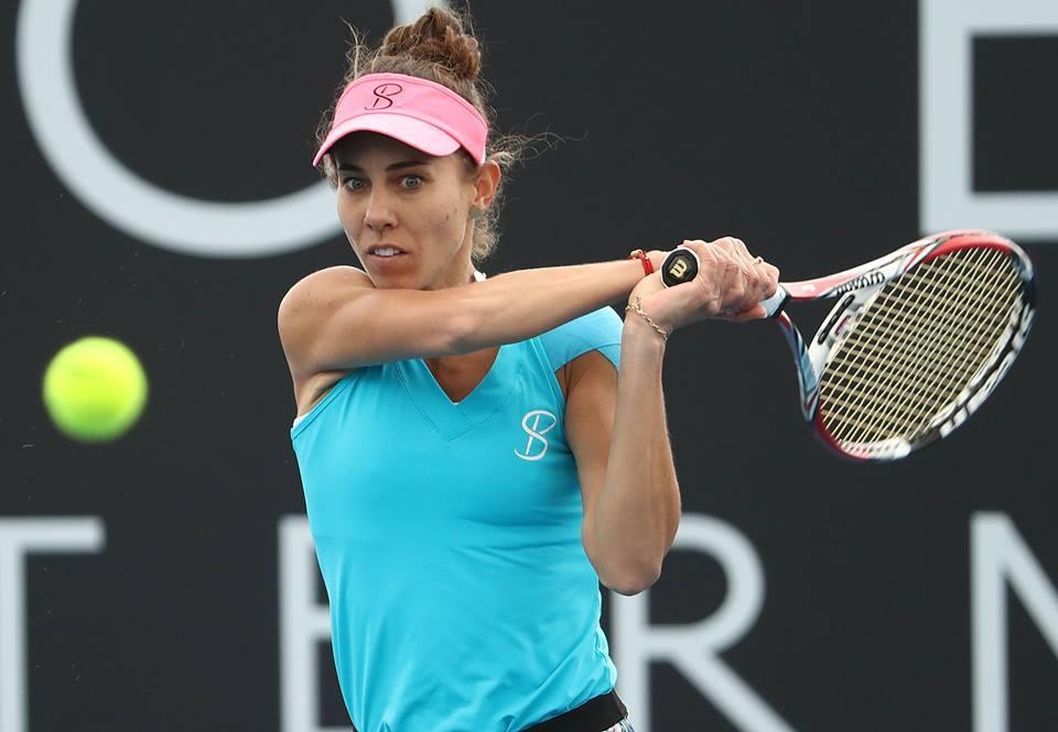 Mihaela Buzărnescu, eliminată din turneul de la Lausanne, după ce a condus cu 6-1, 5-2, &icirc;n meciul cu Fiona Ferro