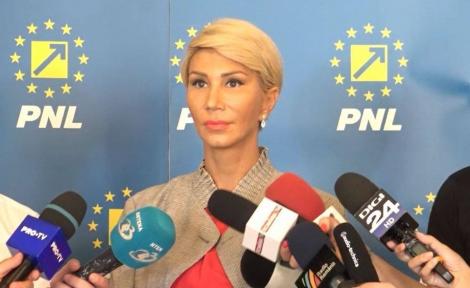 Raluca Turcan: „Avem posibilitatea să organizăm referendumul simultan cu turul I sau II al alegerilor prezidenţiale”