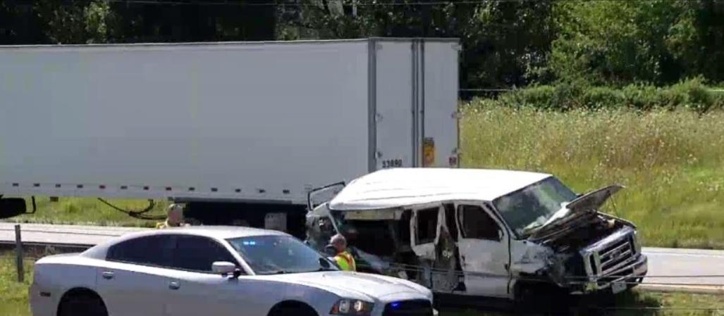 O familie de rom&acirc;ni care trăiește &icirc;n SUA și-a pierdut trei copii &icirc;ntr-un accident teribil! Fetițele n-au avut nicio șansă de supraviețuire&nbsp;