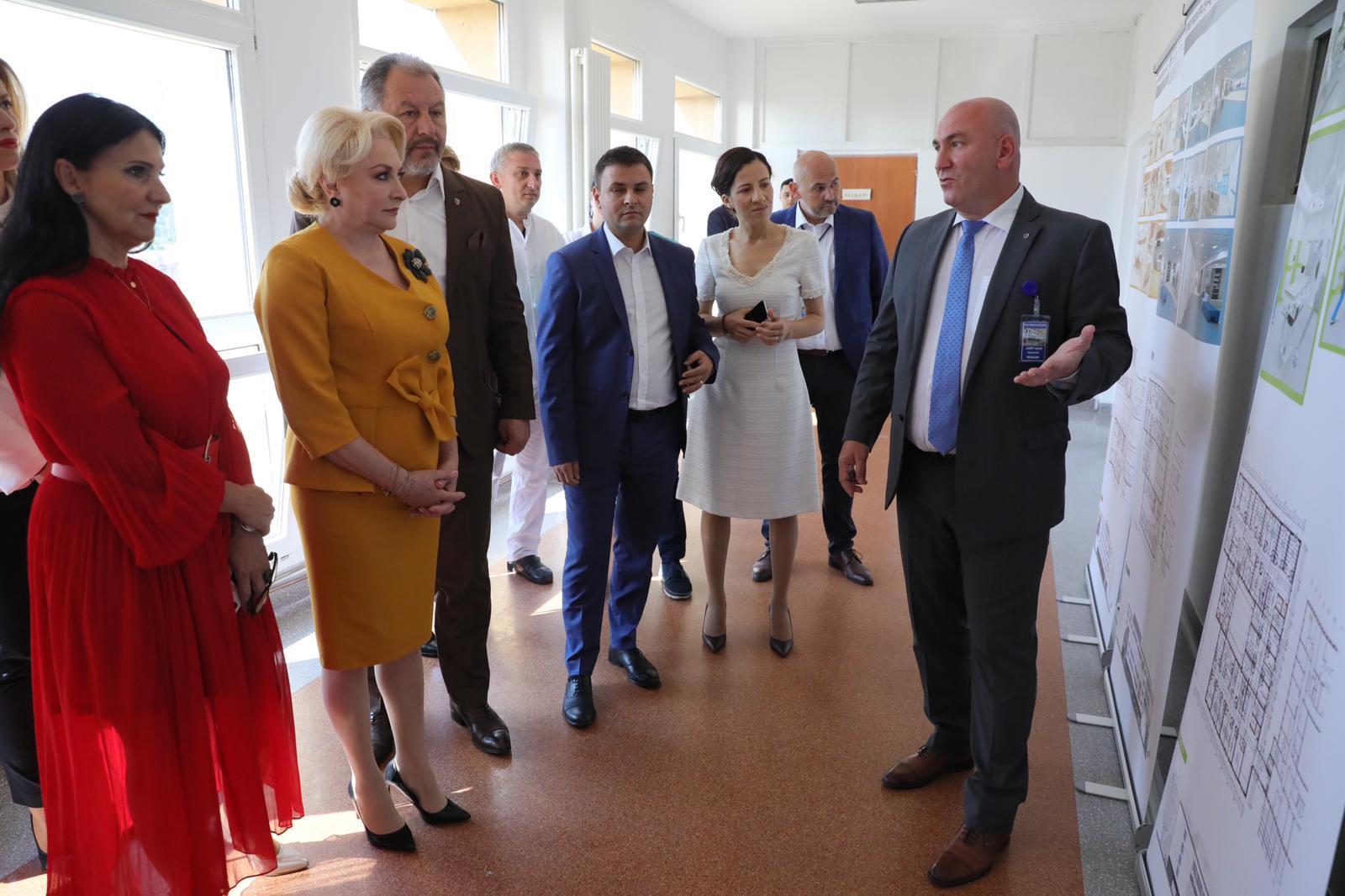 Ministrul Sănătăţii, Sorina Pintea, despre aşa-numitul pacient sub acoperire: "Nu este o v&acirc;nătoare de vrăjitoare. Pur şi simplu vrem să se respecte legea"