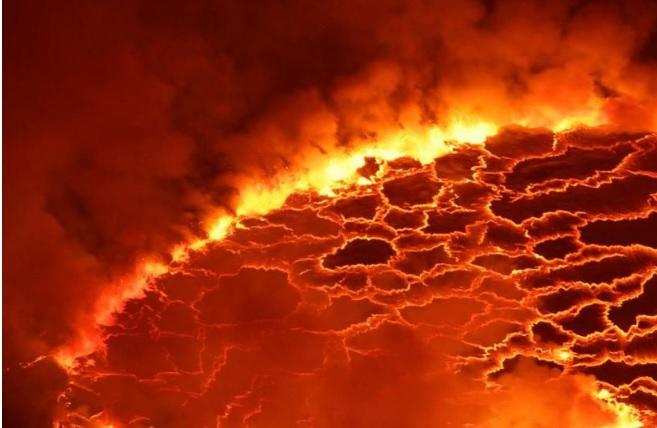 &bdquo;Este o bombă cu ceas!&rdquo;. Pericol imens, descoperit sub lacul Sf&acirc;nta Ana! Dezastrul ce ar putea lovi Rom&acirc;nia! Explicațiile specialiștilor