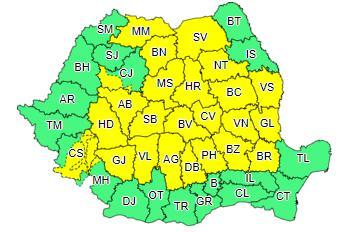 Cod galben de ploi torenţiale, descărcări electrice şi vijelii, &icirc;n cea mai mare parte a ţării, luni după-amiază