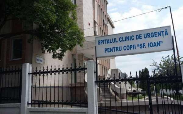 Bebeluș &icirc;n stare gravă după ce a băut lapte praf cu apă din f&acirc;nt&acirc;nă
