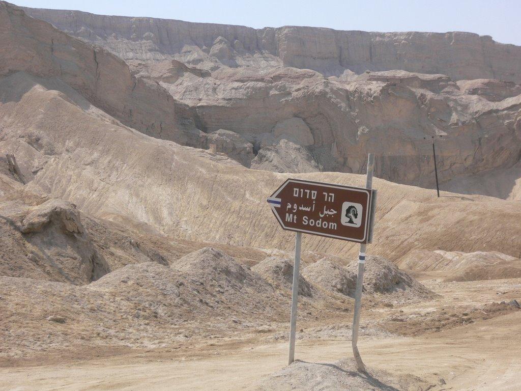 Se &icirc;nt&acirc;mplă &icirc;n Sodoma, locul păcatului suprem din Biblie: &bdquo;Nu a mai fost așa ceva din 1948. Ceva se petrece, iar oamenii se tem&rdquo;