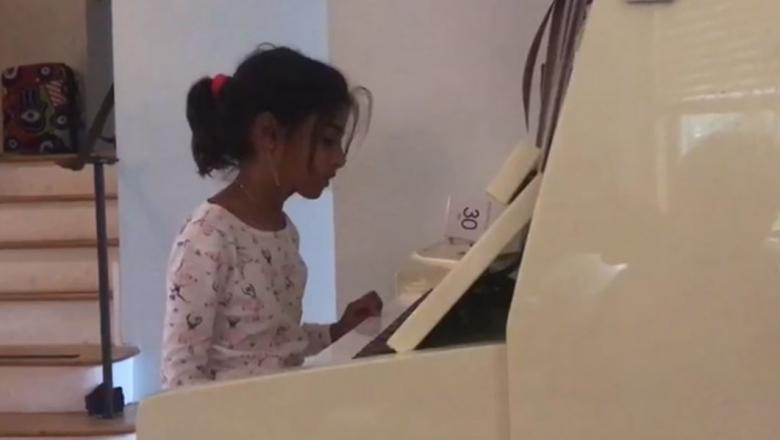 Sorina, fetița din Baia de Aramă, a ajuns &icirc;n SUA! Primele imagini cu micuța &icirc;n noua ei locuință&nbsp;