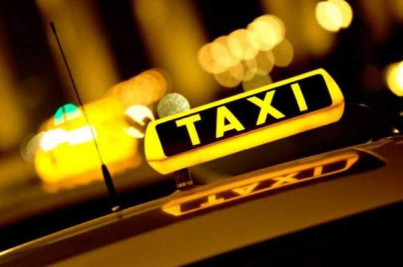 Premieră &icirc;n Rom&acirc;nia! Despăgubiri de peste 60.000 de lei pentru o t&acirc;nără care a ajuns &icirc;n spital din cauza unui taximetrist! A fost acuzată că poartă o parte din vină!