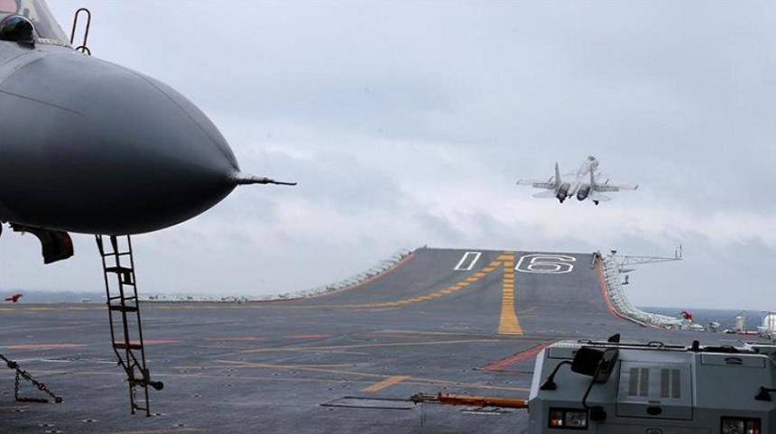 Beijingul vrea o armată de v&acirc;rf şi acuză SUA de &rdquo;subminarea&rdquo; stabilităţii mondiale