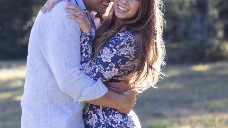 O mai știi pe fiica lui Steve Irwin? A împlinit 21 de ani și s-a logodit de ziua ei! „El este iubirea vieții mele!” – Foto