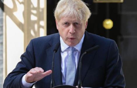 Boris Johnson anunţă „o epocă de aur” şi asigură cetăţenii UE că pot rămâne în Marea Britanie