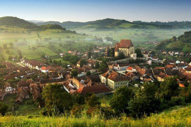 Obiective turistice în Brașov și împrejurimi. 15 locuri minunate de vizitat