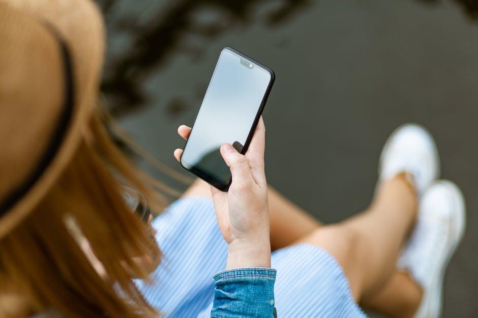 Vrei să-ți iei un smartphone? Top 7 cele mai bune telefoane în 2019