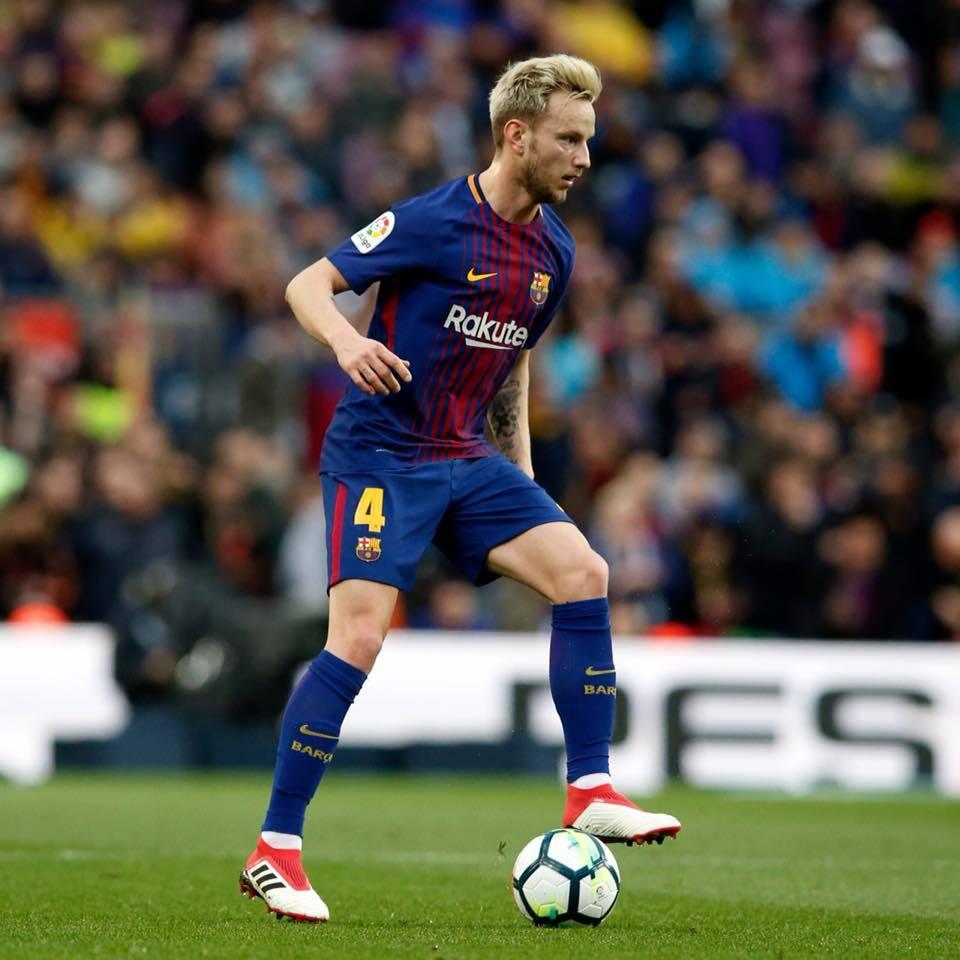 Deşi &icirc;şi doreşte să răm&acirc;nă la FC Barcelona, Ivan Rakitic ar putea ajunge la Manchester United