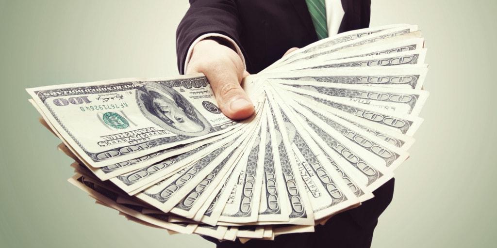 A fost fondată banca online ce poate oferi credite &icirc;n doar trei minute! Cum se procedează și cine poate dispune de aceste credite