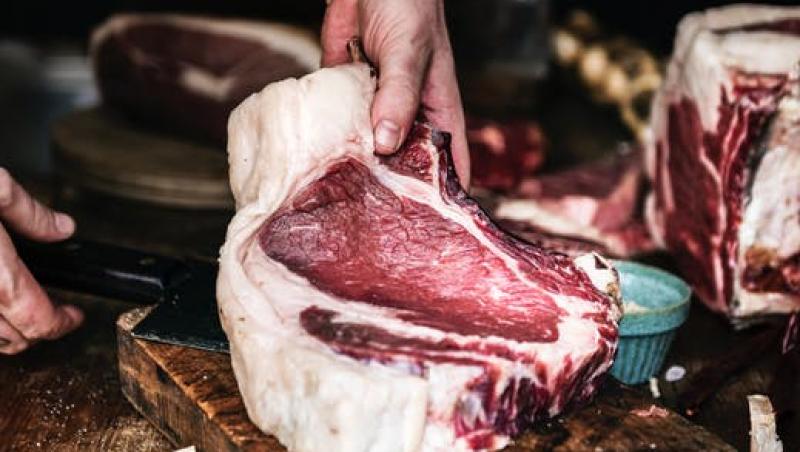 Demersuri împotriva uciderii animalelor: produse din carne artificială pe piața din America!