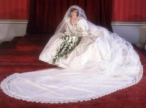 38 de ani de la nunta prințesei Diana cu prințul Charles. 12 lucruri inedite despre nunta secolului