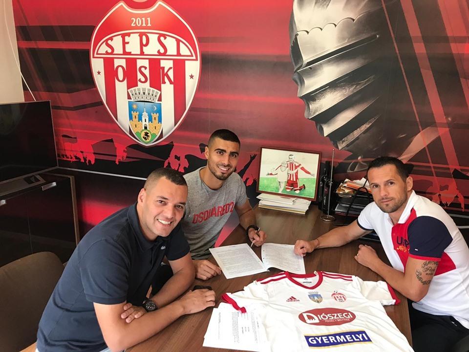 Sepsi a mai transferat un jucător. Mijlocaşul algerian Rachid Bouhenna de la Dundee United