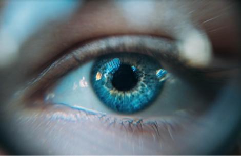 Ce lentile de contact ți se potrivesc, în funcție de problema de vedere pe care o ai