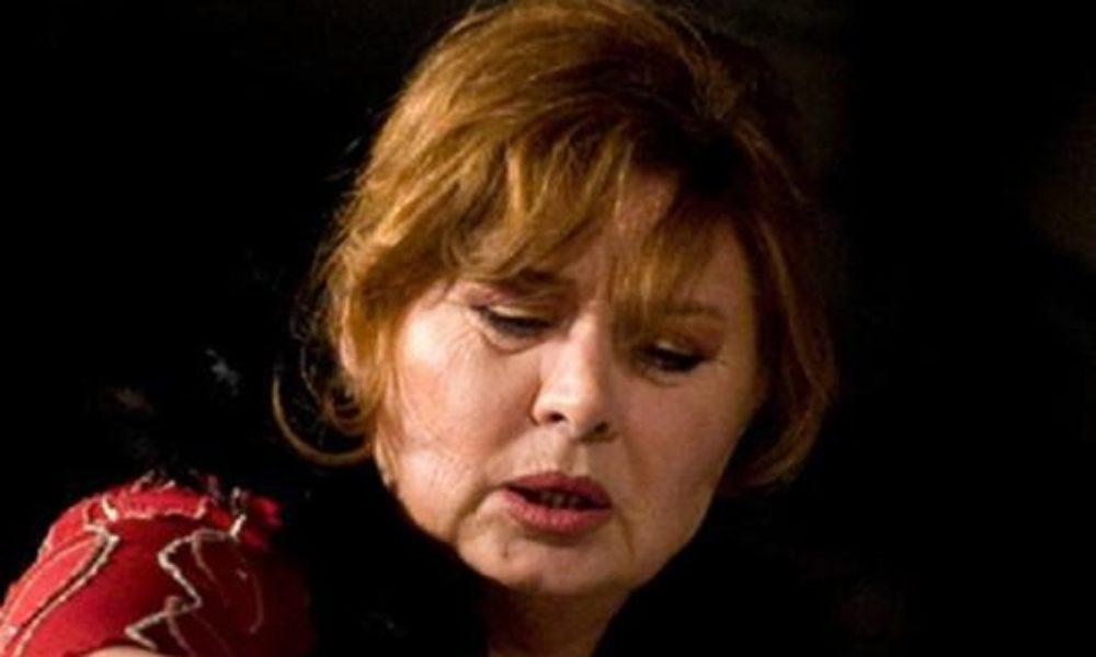 &bdquo;Au fost nişte ani foarte grei". Florina Cercel a trăit o traumă &icirc;n copilărie! Ce i-au făcut comuniștii tatălui ei - Video