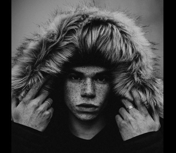 Actorul Cameron Boyce a murit la v&acirc;rsta de 20 de ani din cauza epilepsiei