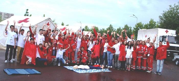 Ziua Crucii Roșii: Cum poți deveni voluntar Crucea Roșie și la ce te ajută asta