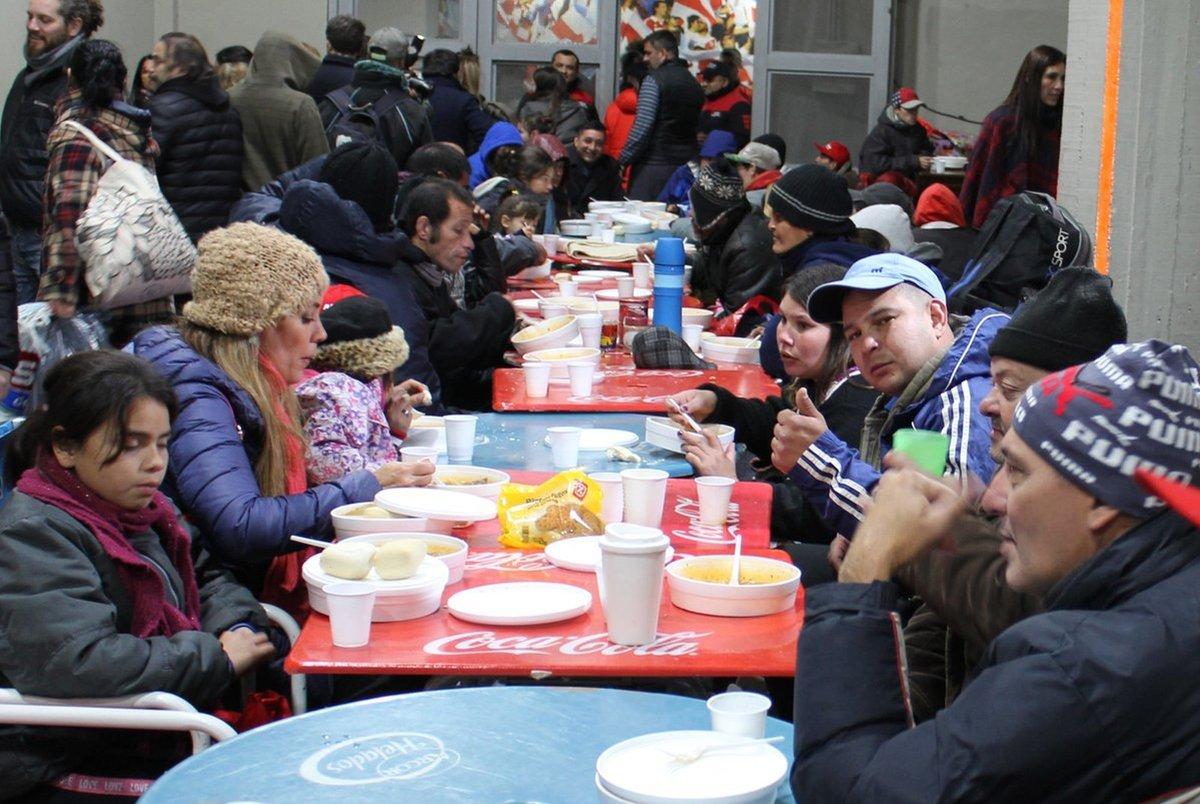 Gest de omenie! River Plate şi-a deschis stadionul pentru persoanele fără adăpost