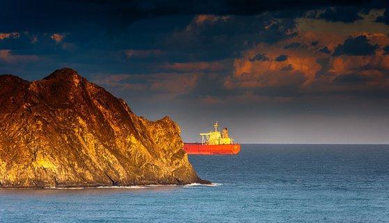 Iranul neagă informaţiile privind sechestrarea unui petrolier britanic &icirc;n Golful Persic