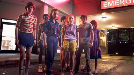 Stranger Things 3 a devenit cel mai vizionat serial Netflix