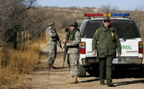 Sunt solicitați 1.000 de militari suplimentari din Garda Naţională a SUA pentru a face faţă crizei imigraţiei la frontiera cu Mexicul