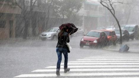 Alertă meteo! Este Cod galben de ploi și vânt în țară! Localitățile afectate, în următoarele ore