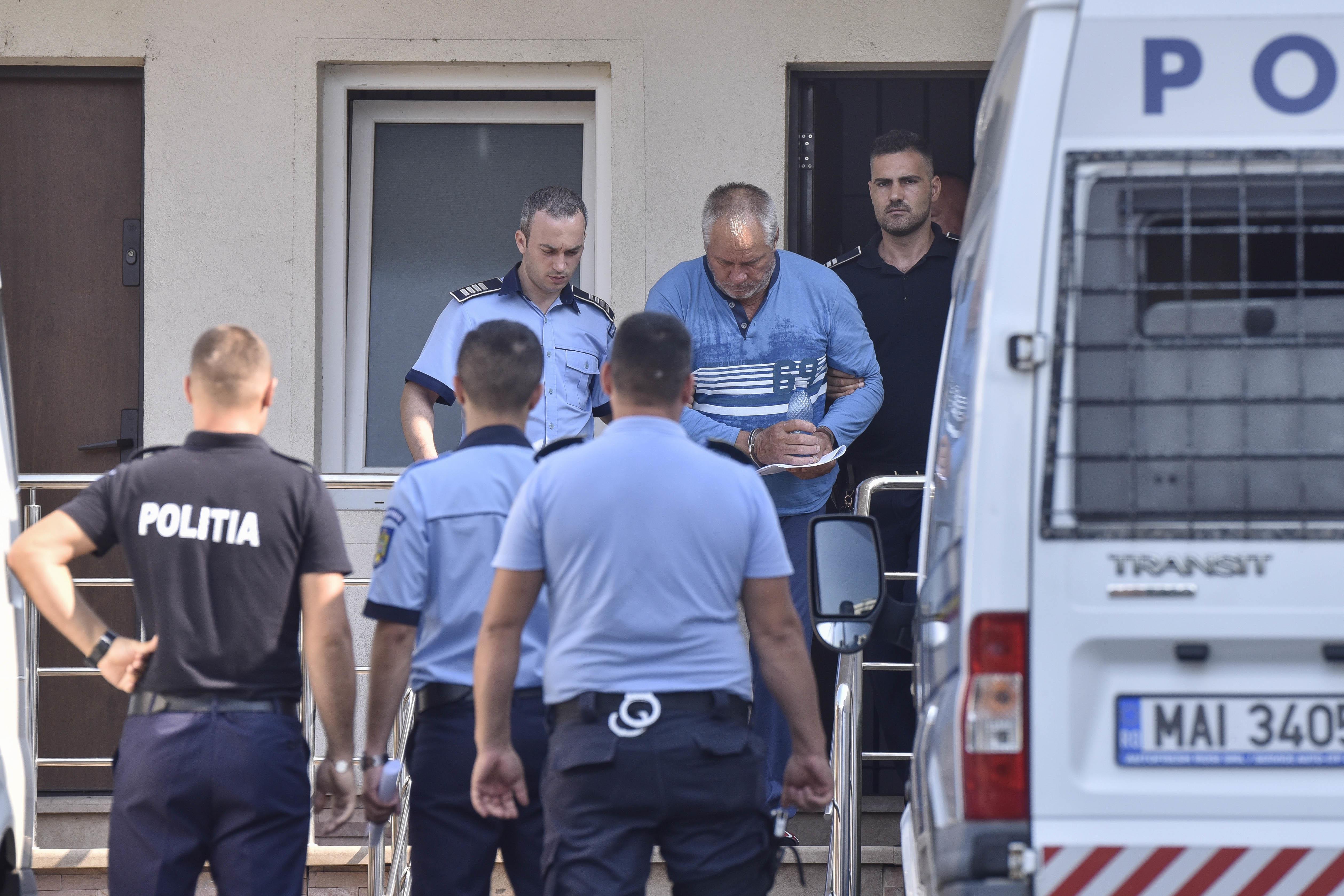 Fiica lui Gheorghe Dincă, acuzată de un om de afaceri din Arad că ar fi implicată &icirc;n trafic de persoane