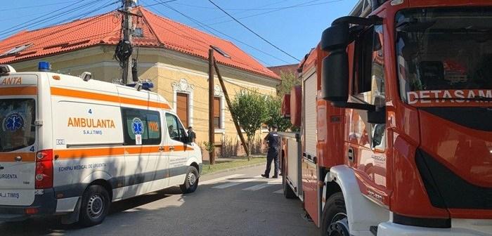 Accident la locul de muncă. Un bărbat a ajuns &icirc;n stare gravă la spital după ce s-a electrocutat