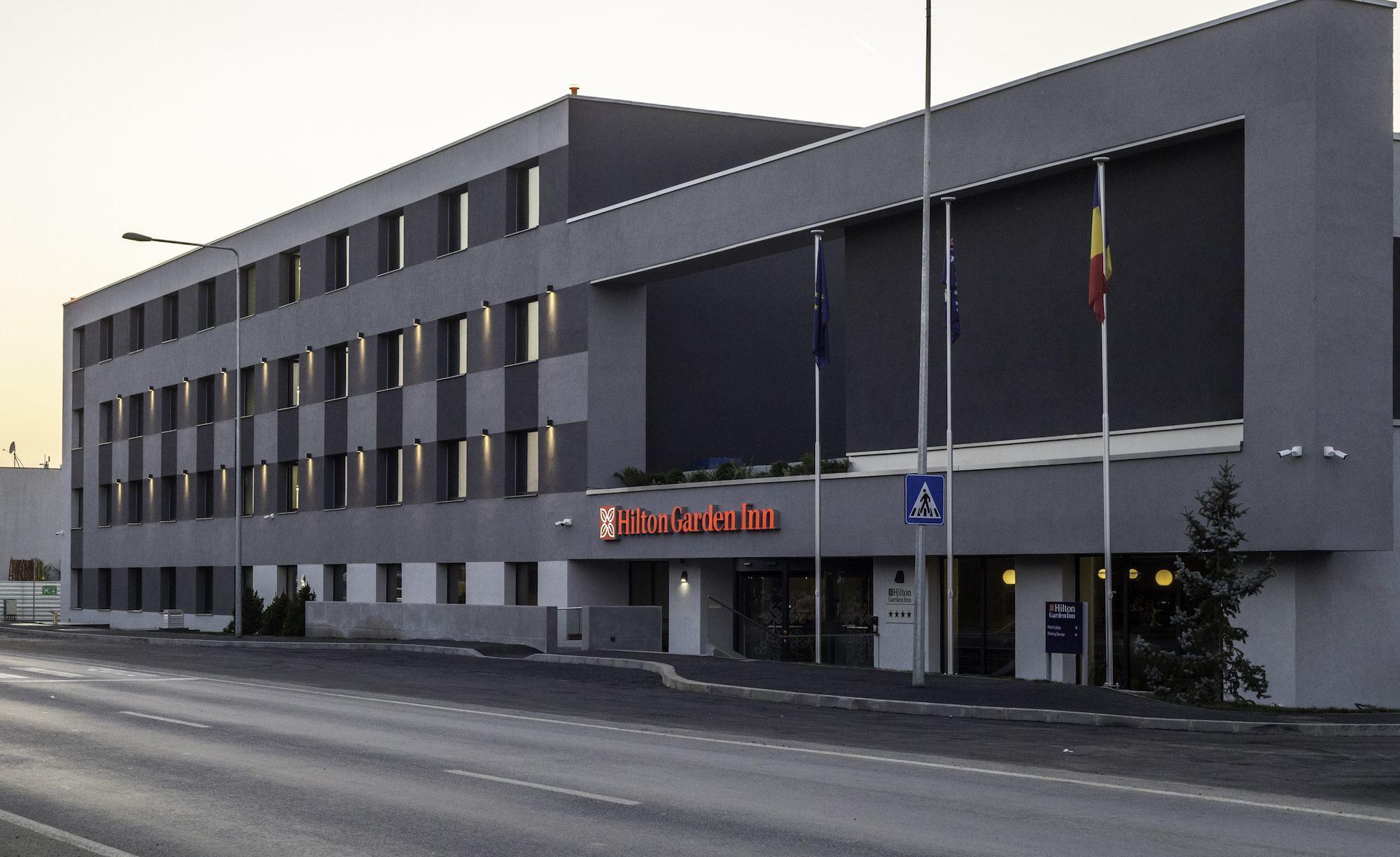 Compania lituaniană Apex deschide primul hotel dintr-un aeroport &icirc;n Rom&acirc;nia, Hilton Garden Inn, cu o investiţie de 19 milioane euro