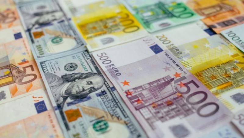 BNR Curs valutar 14 august 2019. Euro scade, dolarul și lira cresc