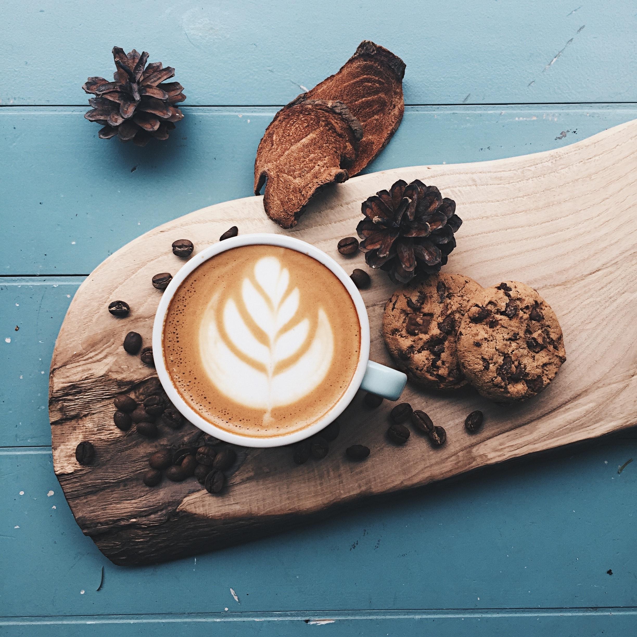 5 modalități prin care poți îmbunătăți gustul cafelei tale de dimineață