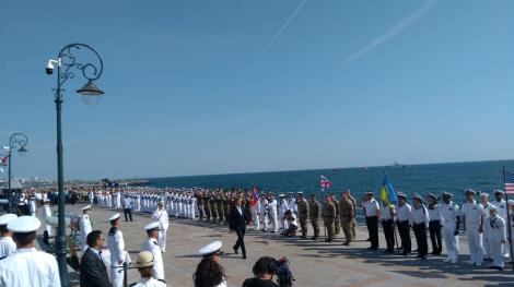 Mii de persoane sunt aşteptate la manifestările de Ziua Marinei de la Constanţa; Klaus Iohannis şi ministrul Apărării, între oficialităţile care şi-au anunţat prezenţa