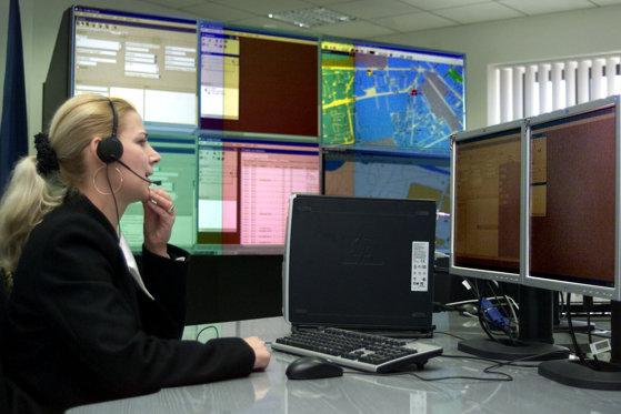 Anchetă &icirc;n Vrancea, după ce un operator 112 i-ar fi spus unei fete că nu are echipaje disponibile
