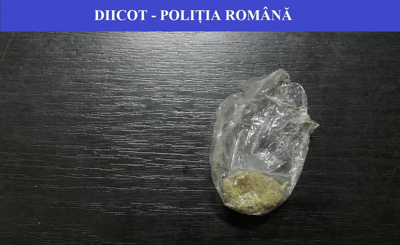 Acţiuni antidrog pe litoral - 45 de rom&acirc;ni şi un italian au dosare penale