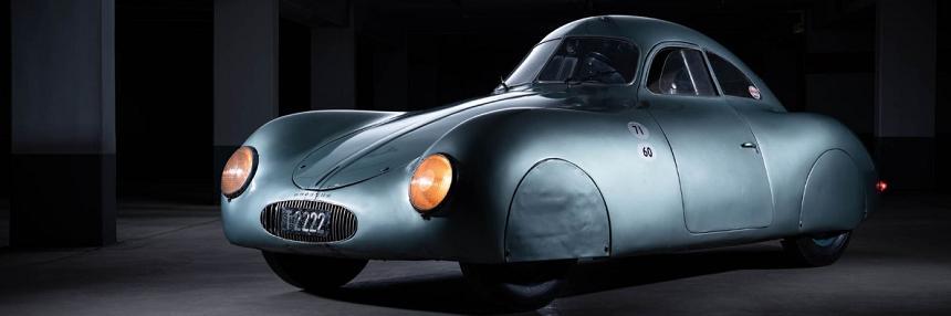 O maşină proiectată de Porsche în Germania nazistă nu şi-a găsit cumpărător din cauza comisarului de licitaţii de la Sotheby’s