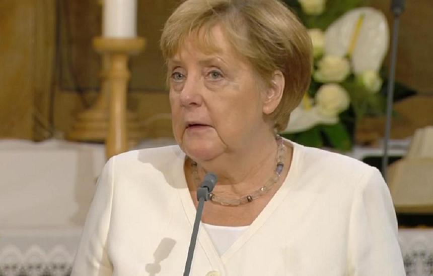 Angela Merkel comemorează căderea Cortinei de Fier &icirc;n Ungaria şi pledează pentru o Europă &rdquo;cu faţă umană&rdquo;