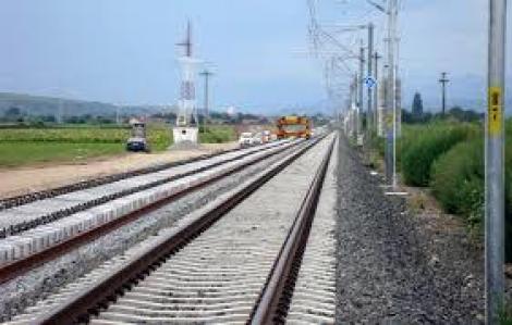 CFR anunţă că recepţionează lucrările de modernizare finalizate între Simeria şi Sighişoara