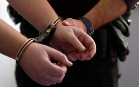 Infractor urmărit internațional prins în Buzău. Pe numele său a fost emis un mandat de arestare preventivă
