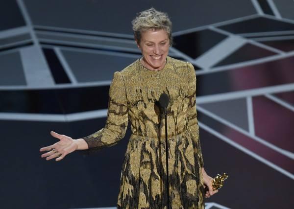 Acuzaţiile &icirc;n cazul furtului statuetei Oscar a lui Frances McDormand au fost retrase