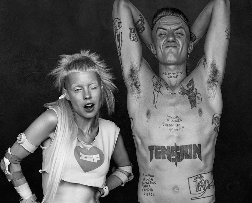 Grupul sudafrican Die Antwoord, scos de pe afişele unor festivaluri americane în urma unui atac asupra unui artist homosexual