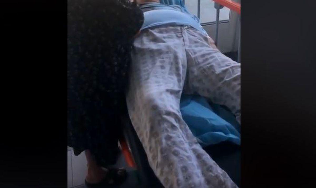 A murit &icirc;n fața spitalului, după șapte ore de așteptare! Cum se apără reprezentanții unității sanitare. &bdquo;Cum era şi firesc, a decedat&rdquo;