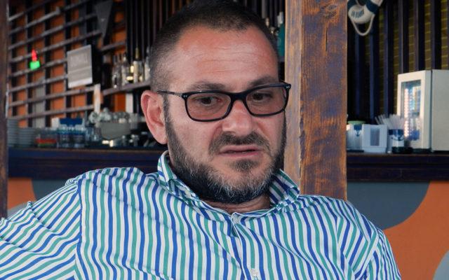 Cum s-a g&acirc;ndit noul șef de la ANPC să se impună &icirc;n fața angajaților: &rdquo;Femeile, fără bluze cu decolteu și haine mulate, bărbații, interzis la plete!&rdquo;