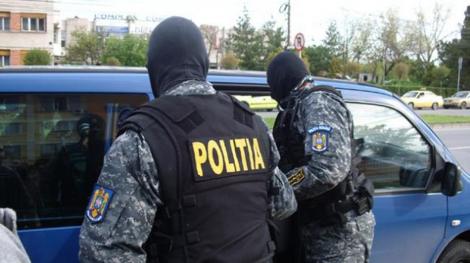Bombă găsită în mașina unui bărbat din București! Ce intenționa să facă