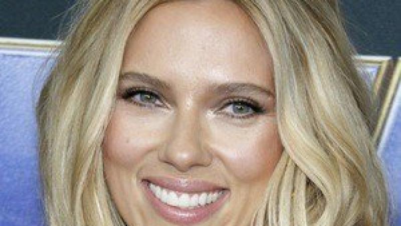 Scarlett Johansson, pe primul loc în topul celor mai bine plătite actriţe din lume. 56 milioane de dolari încasează pe an
